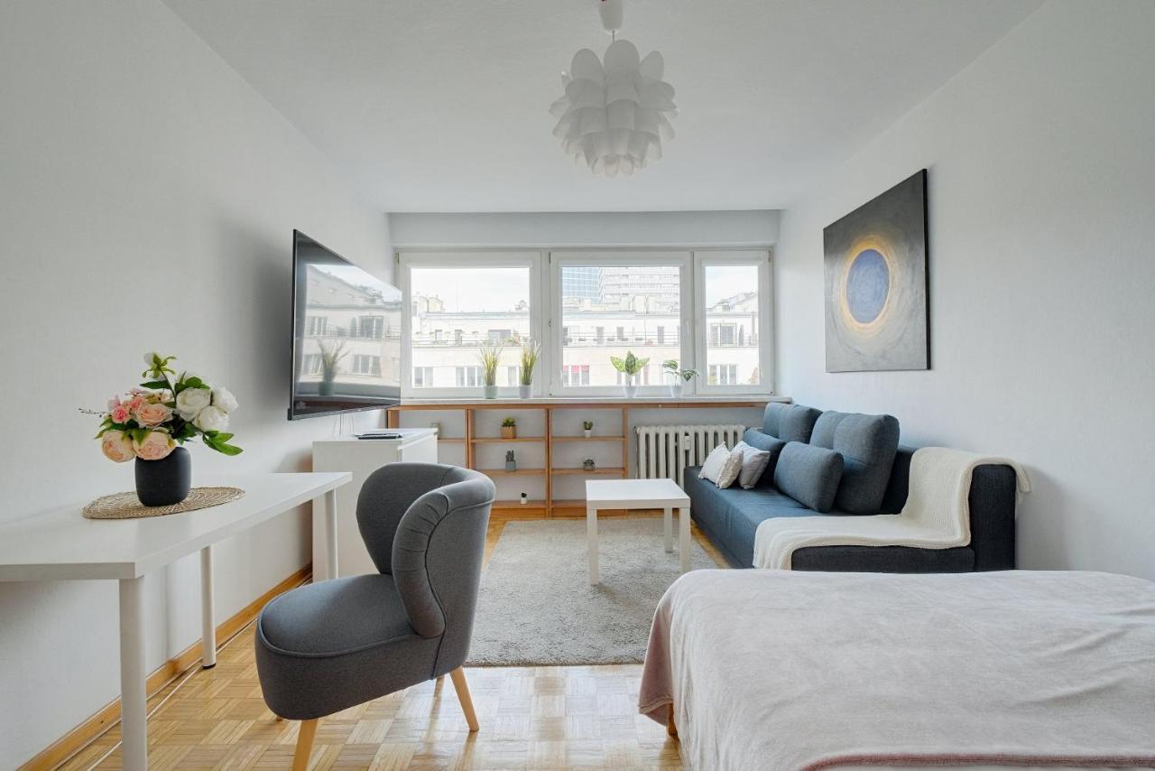 2 Bedroom Apt In Heart Of Warsaw Zgoda 9 Tv70 Luaran gambar