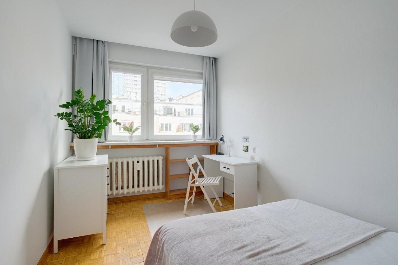 2 Bedroom Apt In Heart Of Warsaw Zgoda 9 Tv70 Luaran gambar