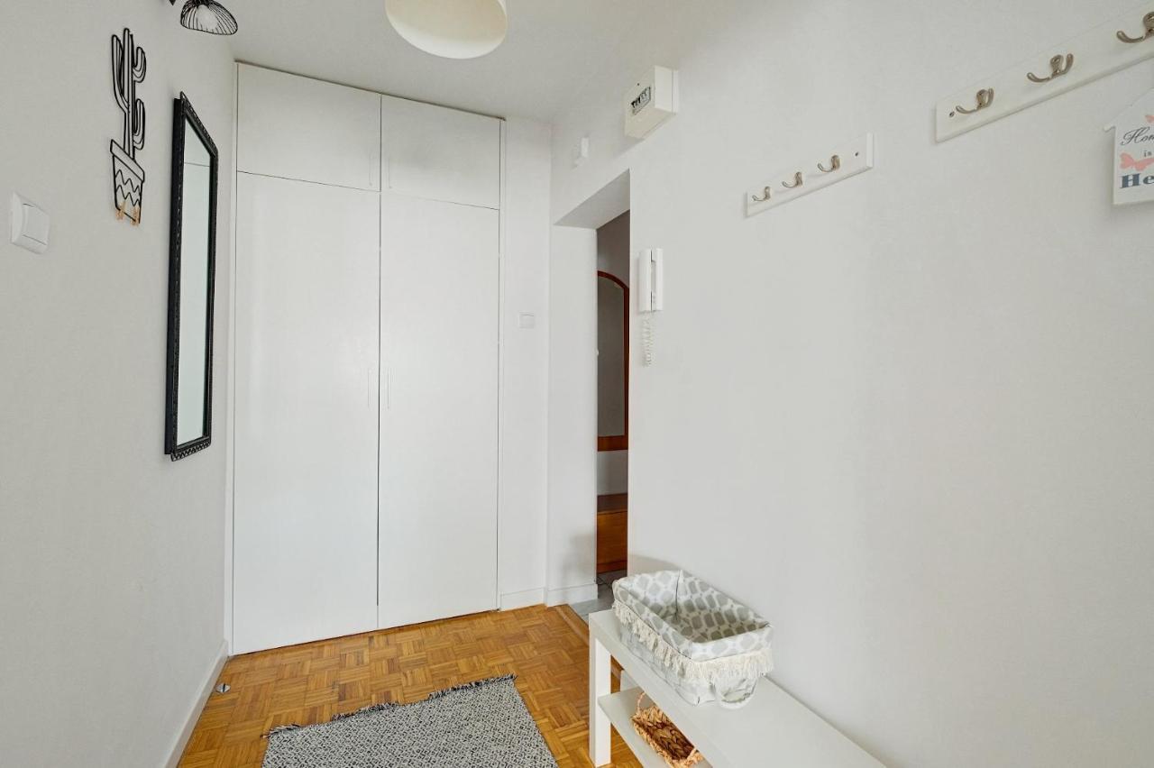 2 Bedroom Apt In Heart Of Warsaw Zgoda 9 Tv70 Luaran gambar